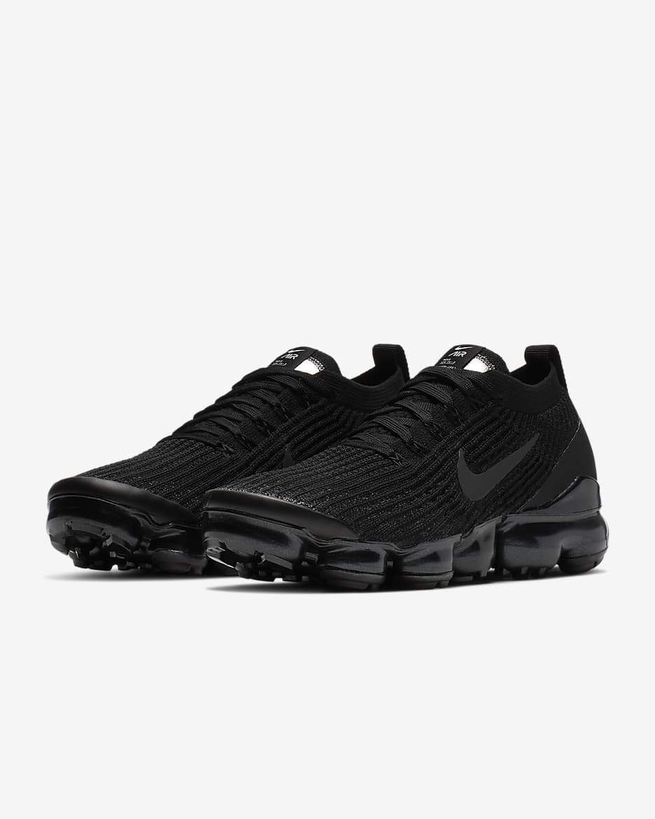 Black and white vapormax womens hotsell